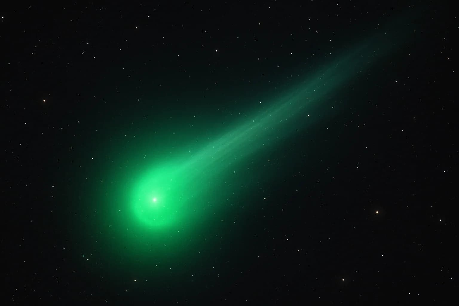 Stunning astrophotography image showing 3I/ATLAS with an unusual green coma and tail against the starry background, captured during the September lunar eclipse
